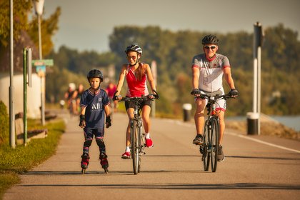 Radfahren & Skaten an der Donau